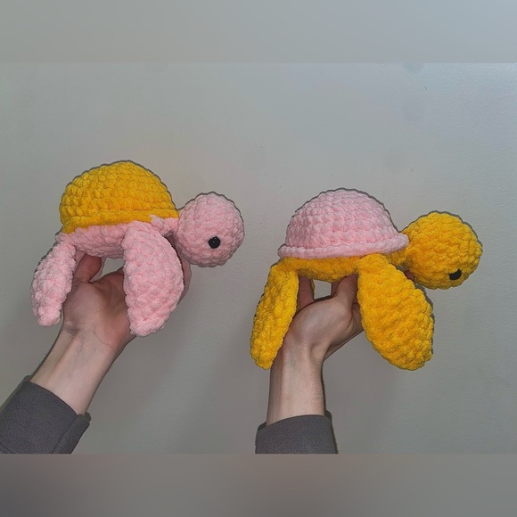 Handmade Crochet Sea Turtles - Picture 2 of 3